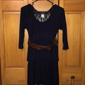 Cute navy 3/4 sleeve dress